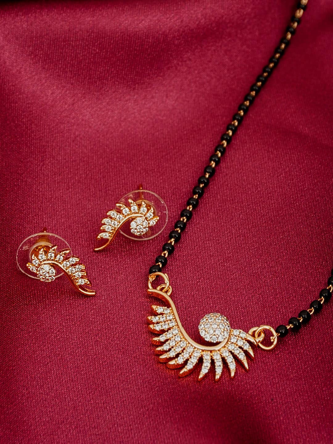 

Urmika Crystal-Studded Mangalsutra, Rose gold