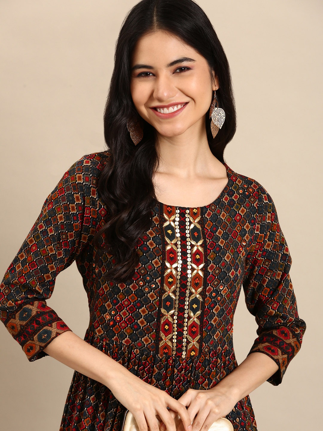SHOWOFF Women Maroon Floral Printed Thread Work Block Print Anarkali Kurta