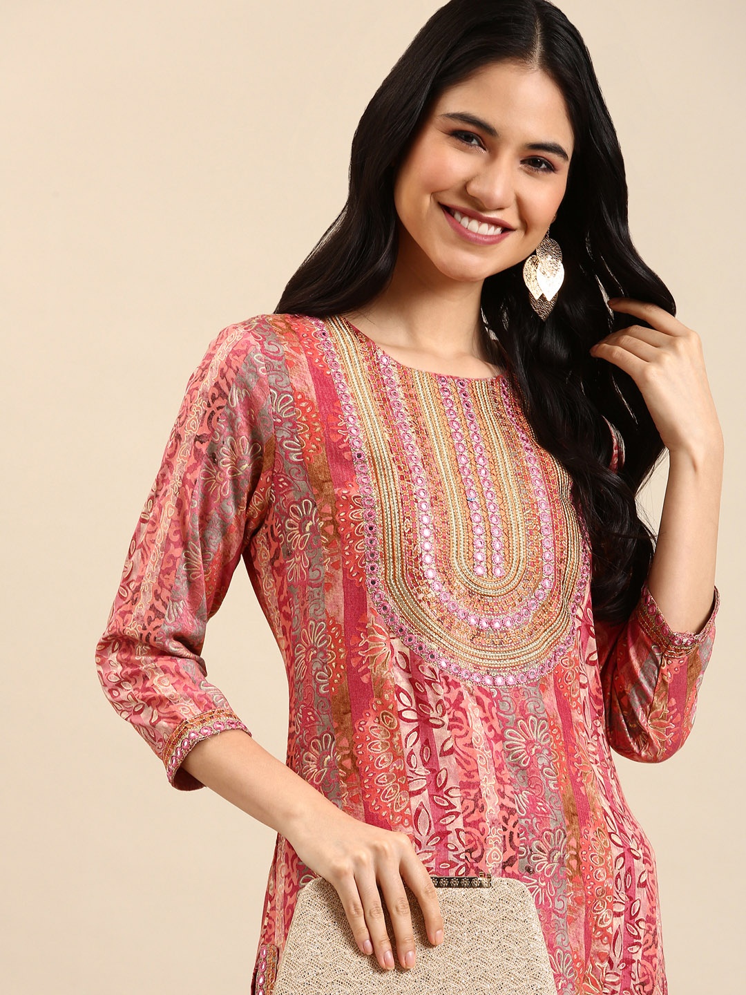 

SHOWOFF Women Pink Floral Embroidered Mirror Work Floral Kurta