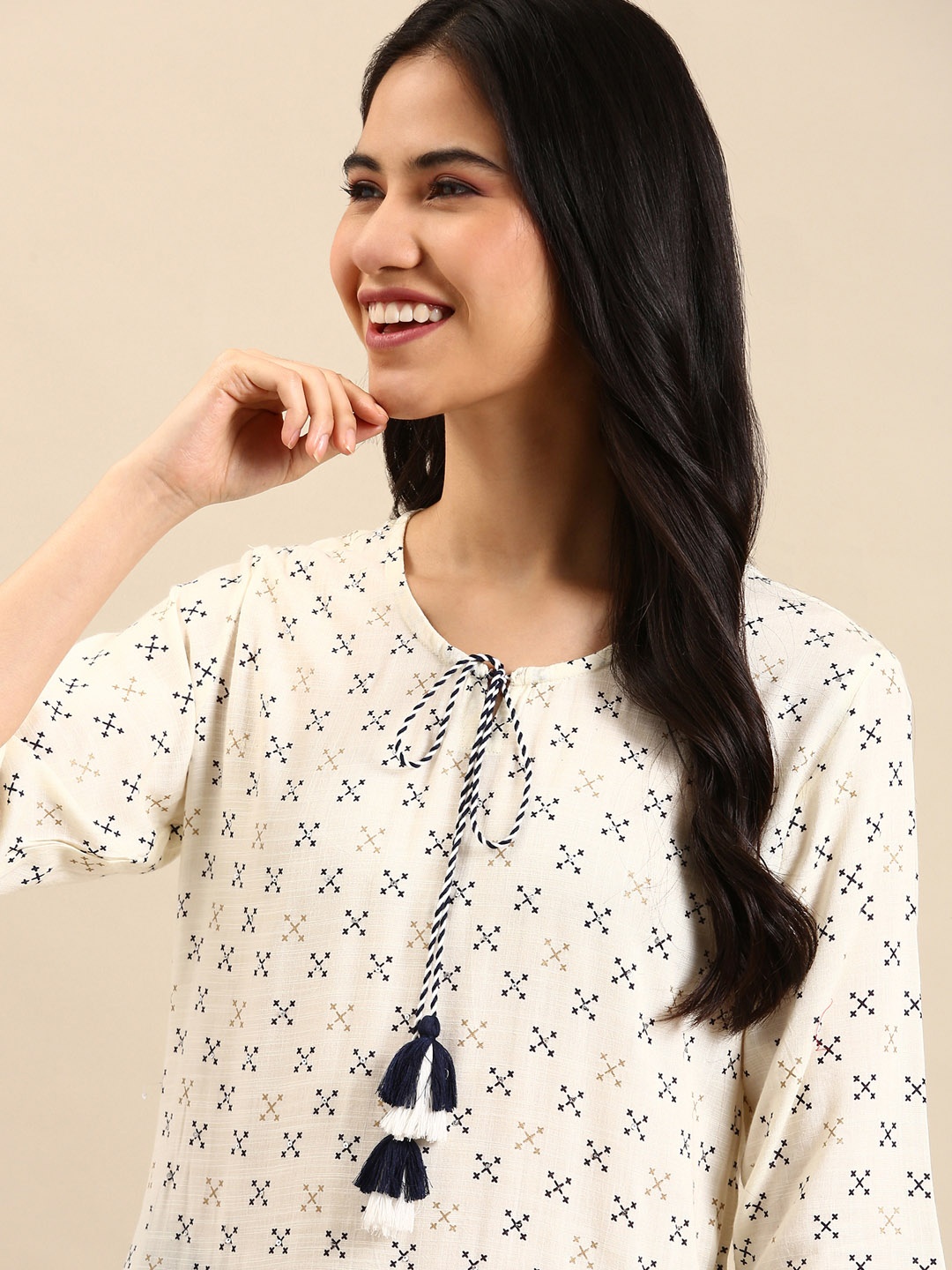 

SHOWOFF Women Cream-Coloured Geometric Printed Block Print Kurta
