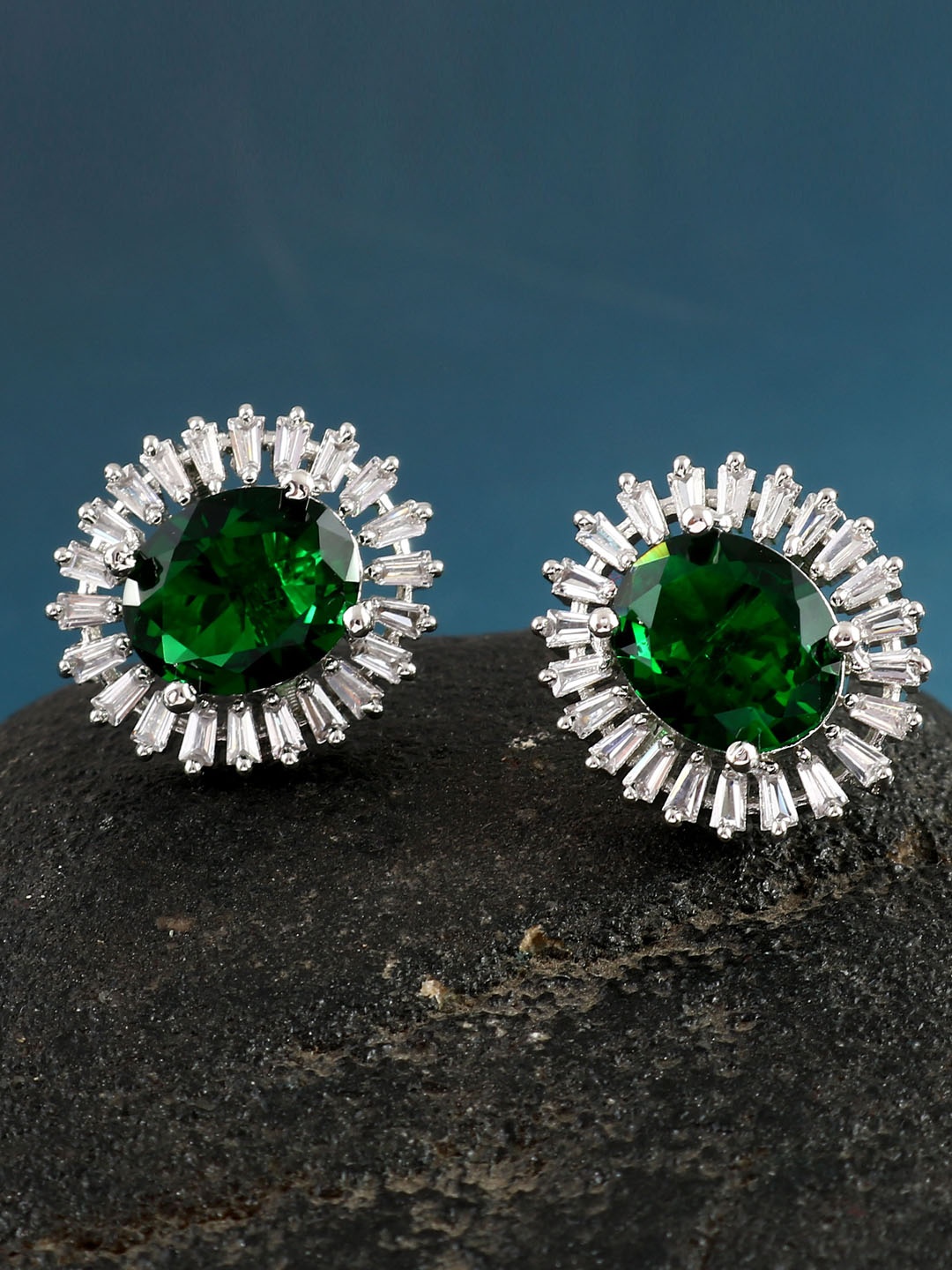 

Jewar Mandi Women Circular Studs Earrings, Silver