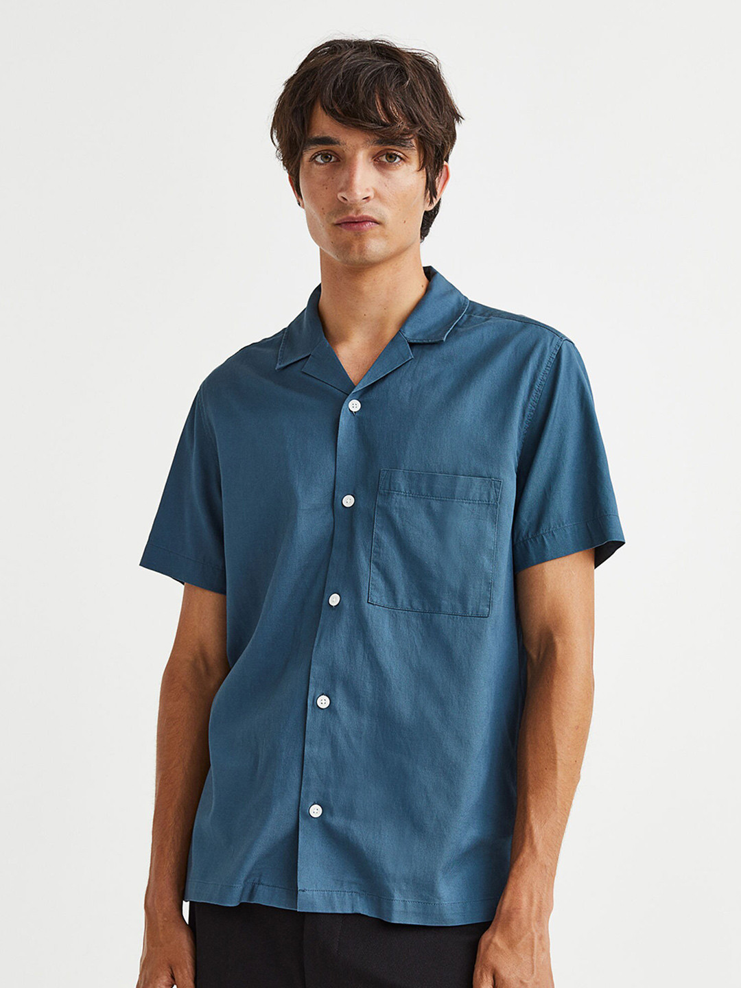 

H&M Men Teal Blue Solid Regular Fit Twill Resort Shirt