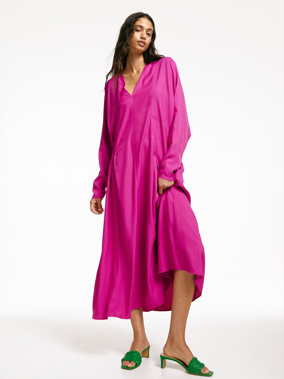

H&M Women Pink Solid V-Neck Viscose Dress