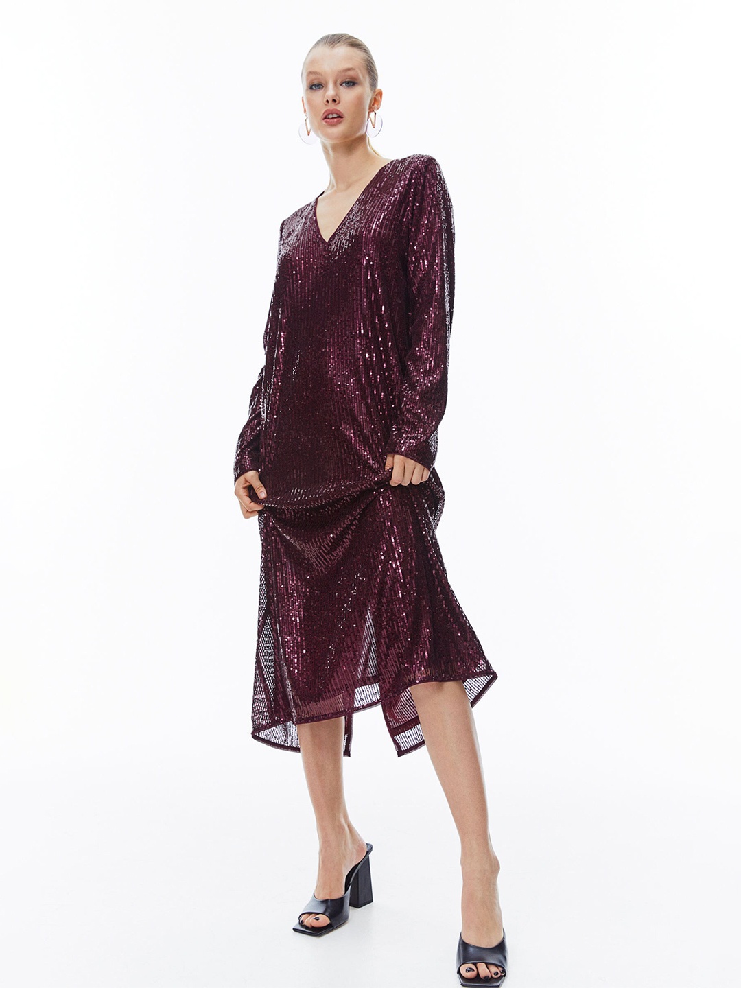 

H&M Burgundy Sequined Dress