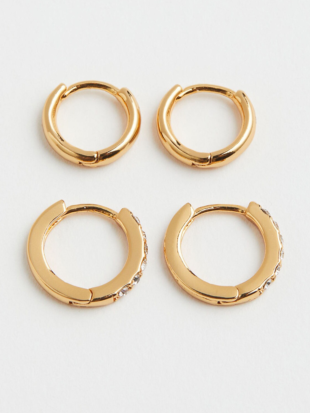 

H&M 2 Pairs Gold-Plated Earrings