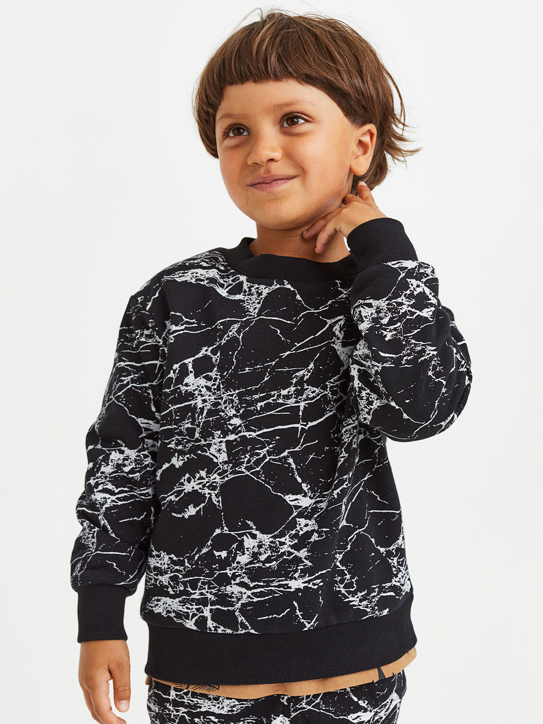 

H&M Boys Black & White Printed Cotton 2-Piece Sweatshirt Set