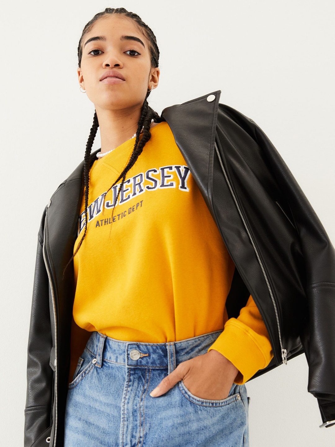 

H&M Women Sweatshirt, Yellow