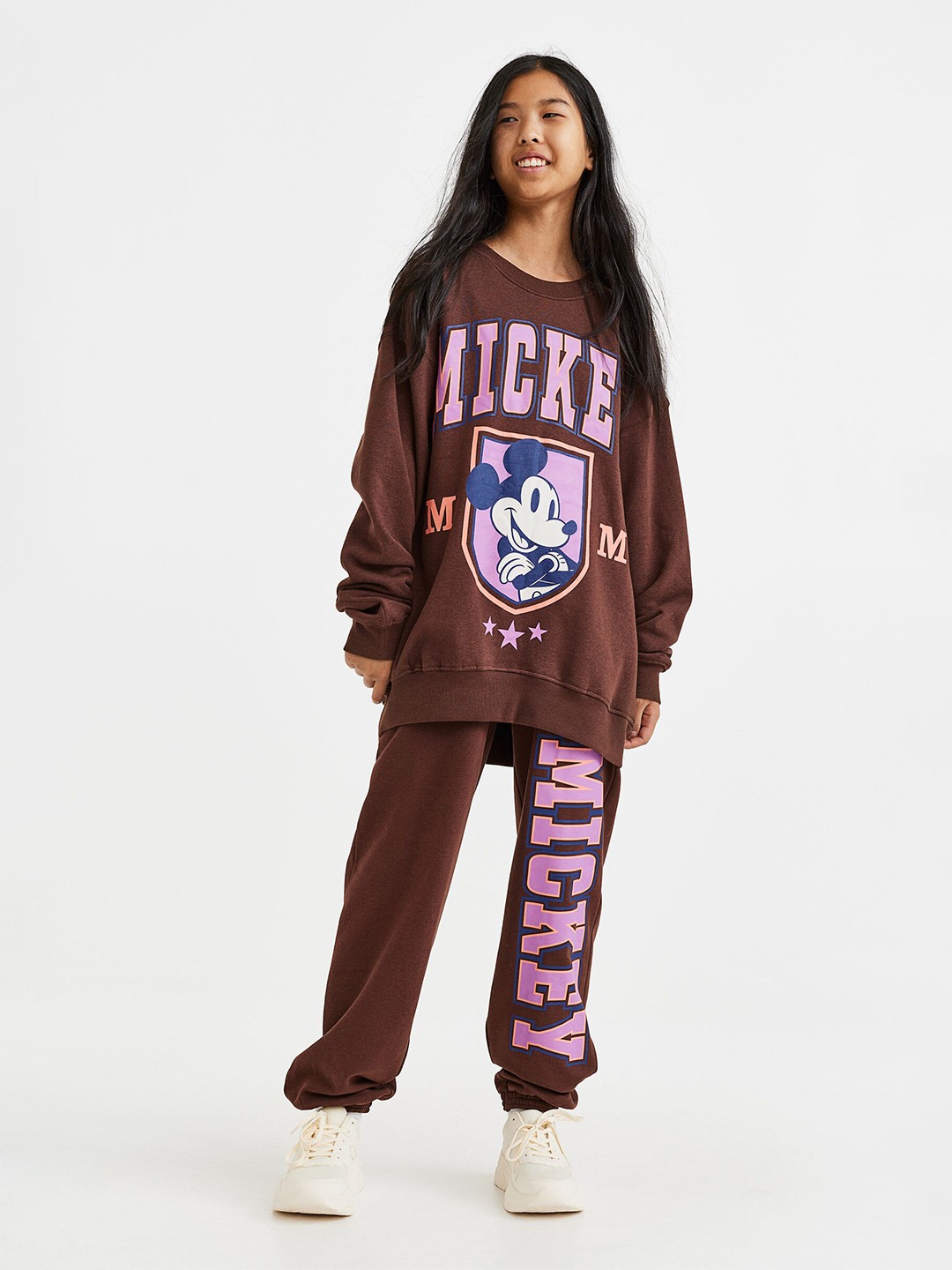 

H&M Girls Brown Printed Oversized Sweatshirt