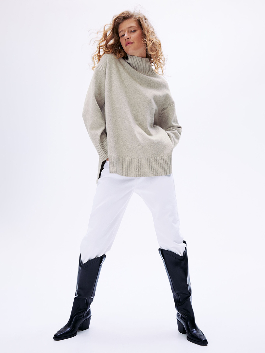 

H&M Women Oversized Polo-Neck Jumper, Beige