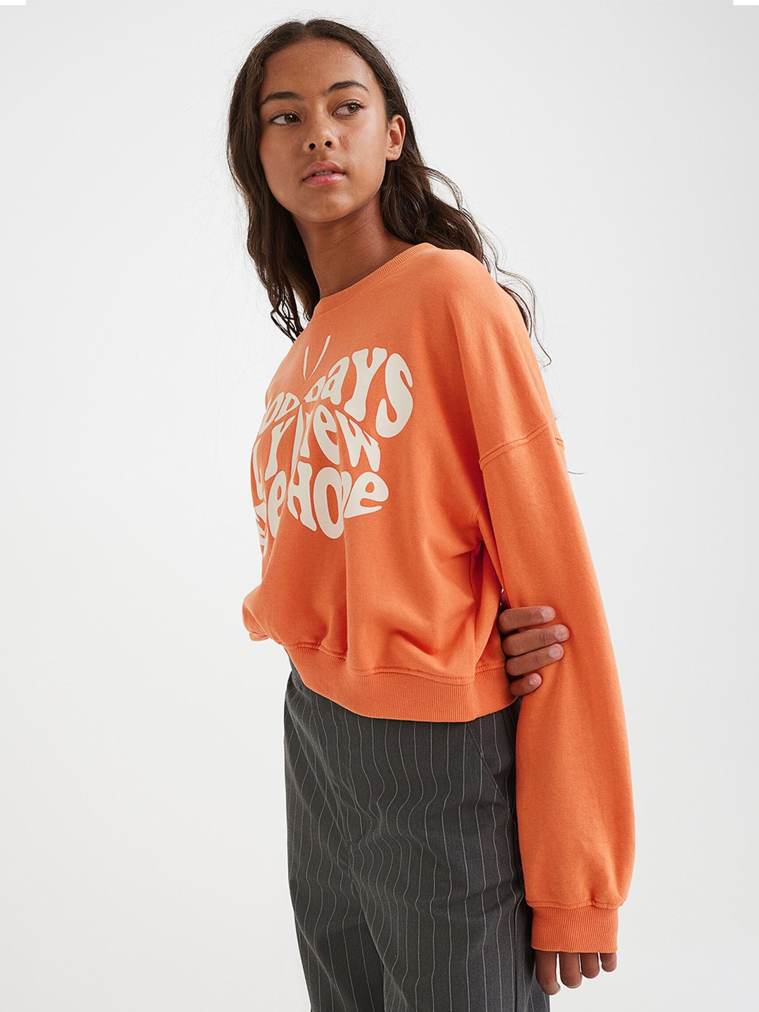 

H&M Girls Oversized Sweatshirt, Orange