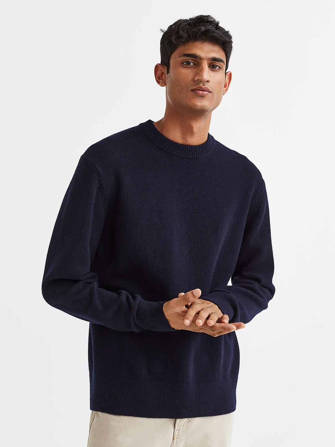 

H&M Men Blue Solid Knitted Wool Jumper