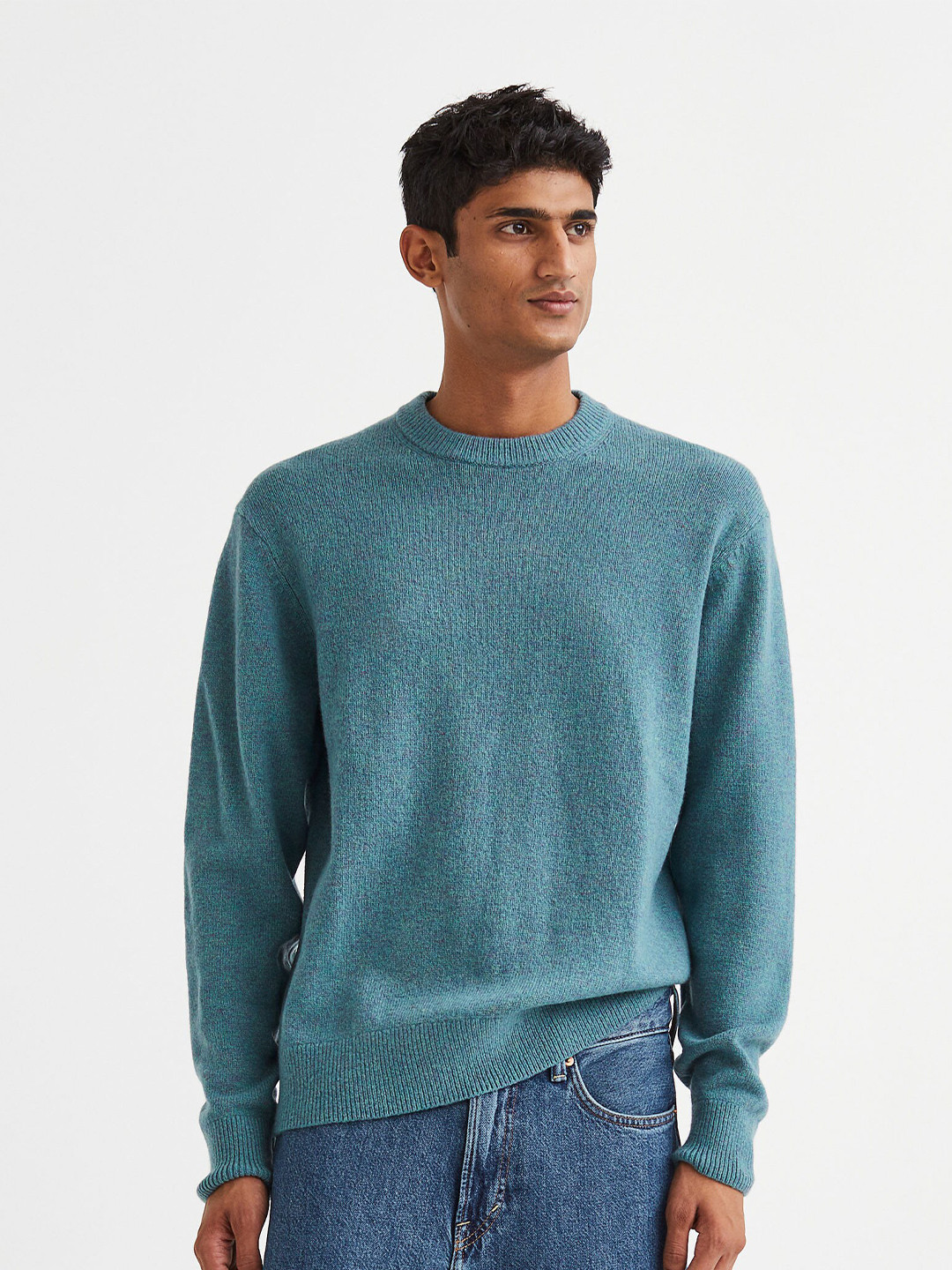 

H&M Men Solid Woolen Round Neck Pullover Sweater, Turquoise blue