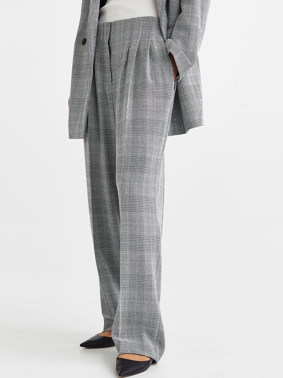

H&M Women High-Waisted Tailored Trousers, Grey