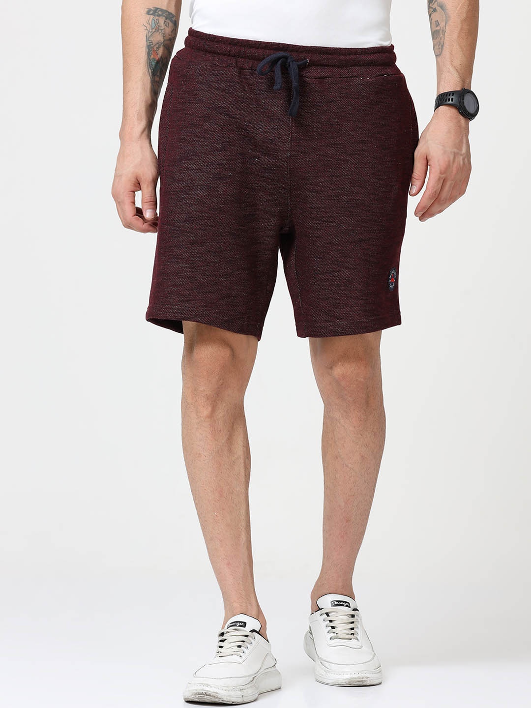 

Masculino Latino Men Mid-Rise Regular Fit Shorts, Maroon