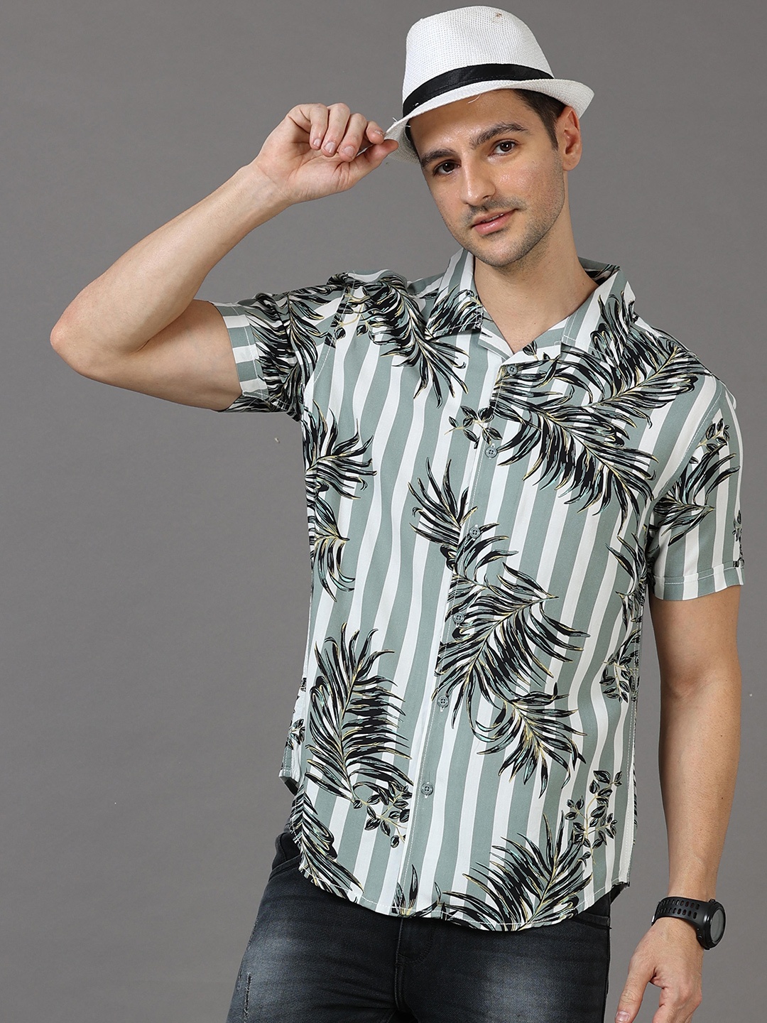 

HERE&NOW Men Slim Fit Floral Printed Casual Shirt, Grey