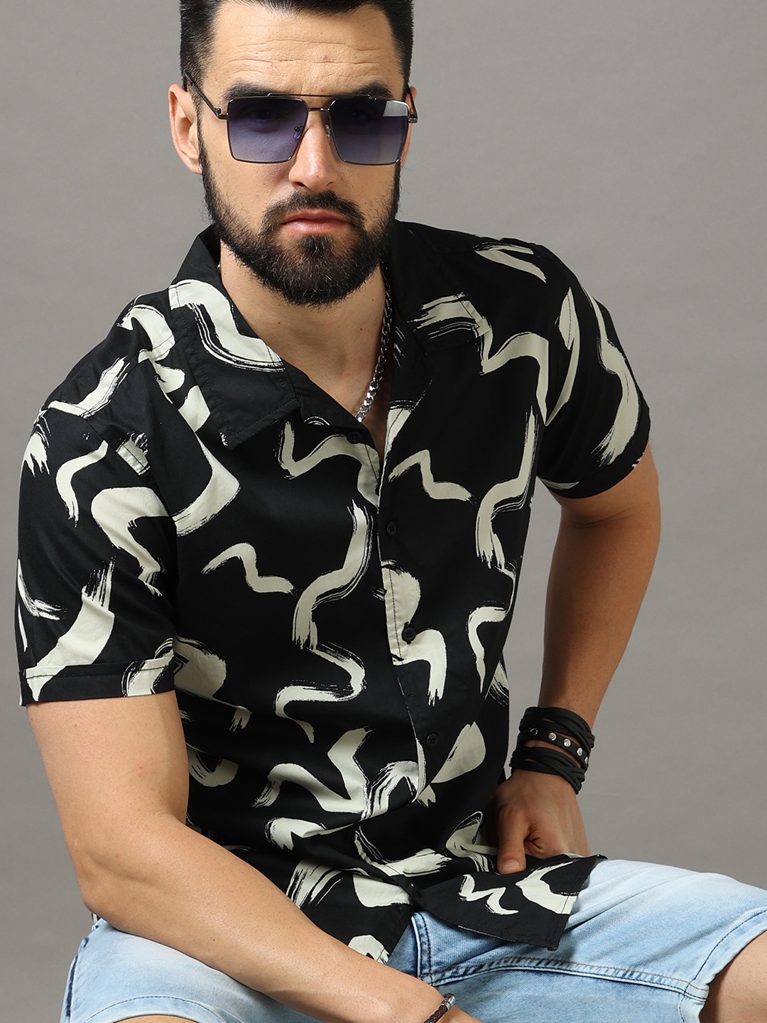 

HERE&NOW Men Slim Fit Printed Casual Shirt, Black