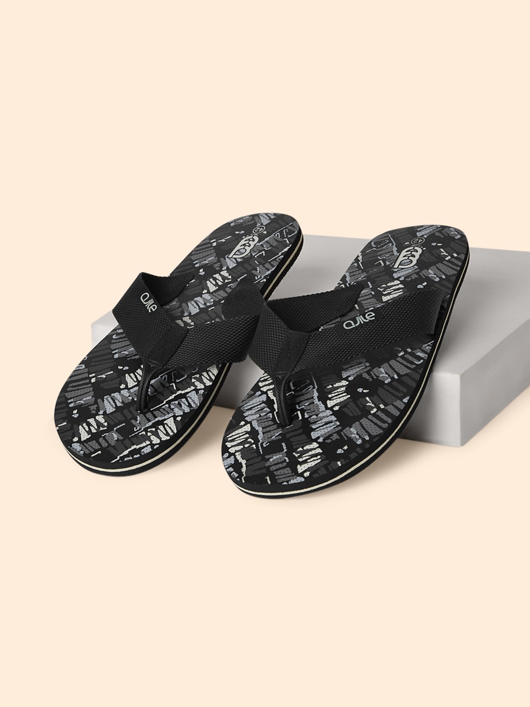 

Ajile by Pantaloons Men Grey & Black Printed Thong Flip-Flops