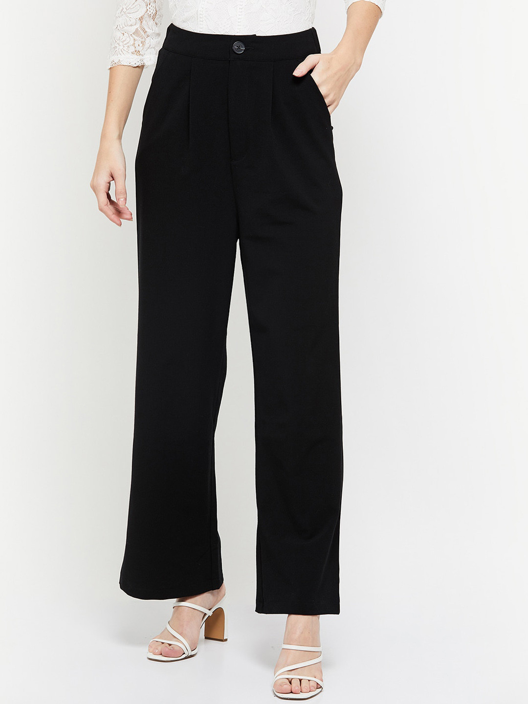 

max Women Solid Pleated Trousers, Black
