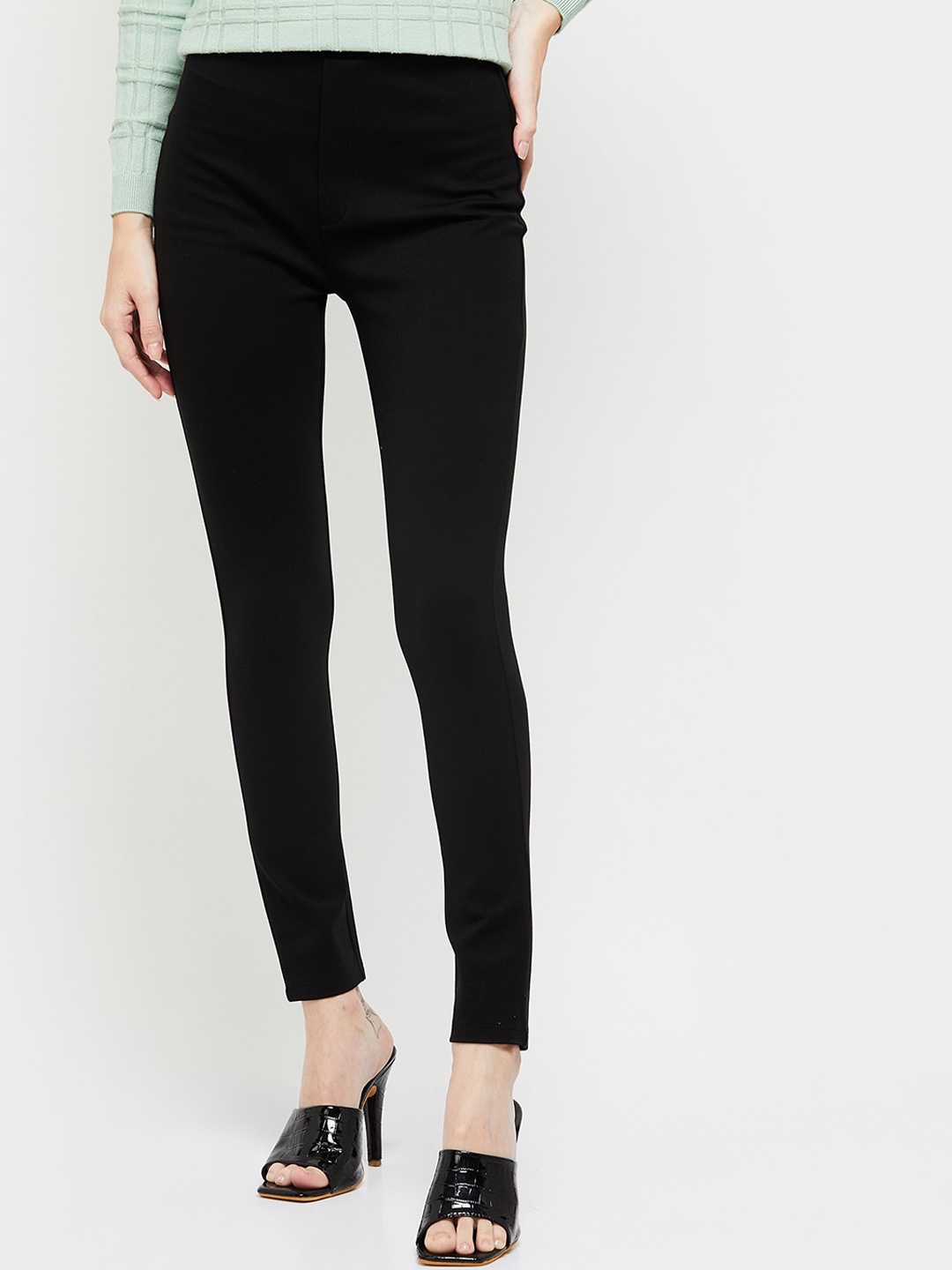

max Women Solid Trousers, Black