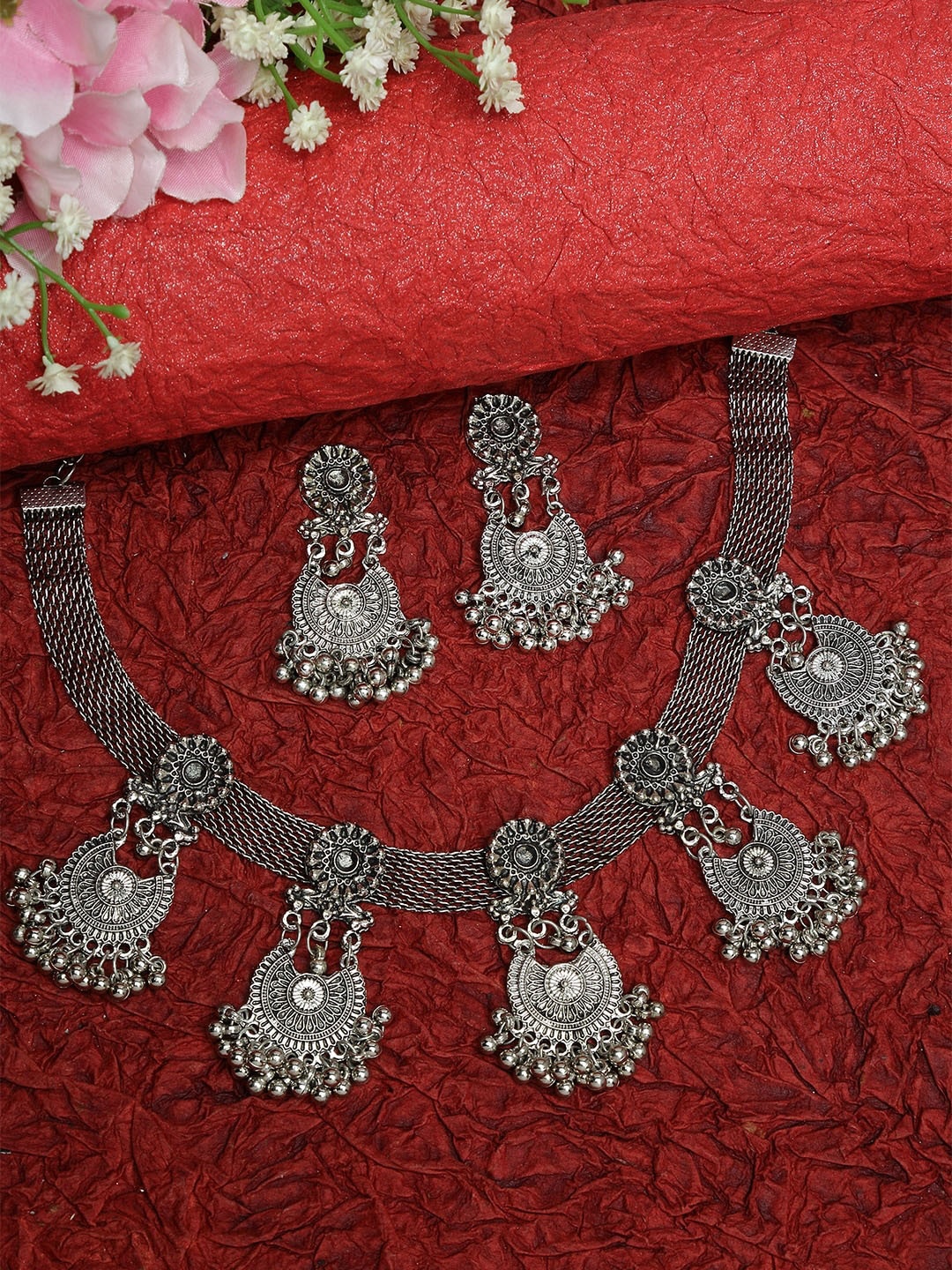 

Moedbuille Oxidised Silver-Plated Stone-Studded Jewellery Set