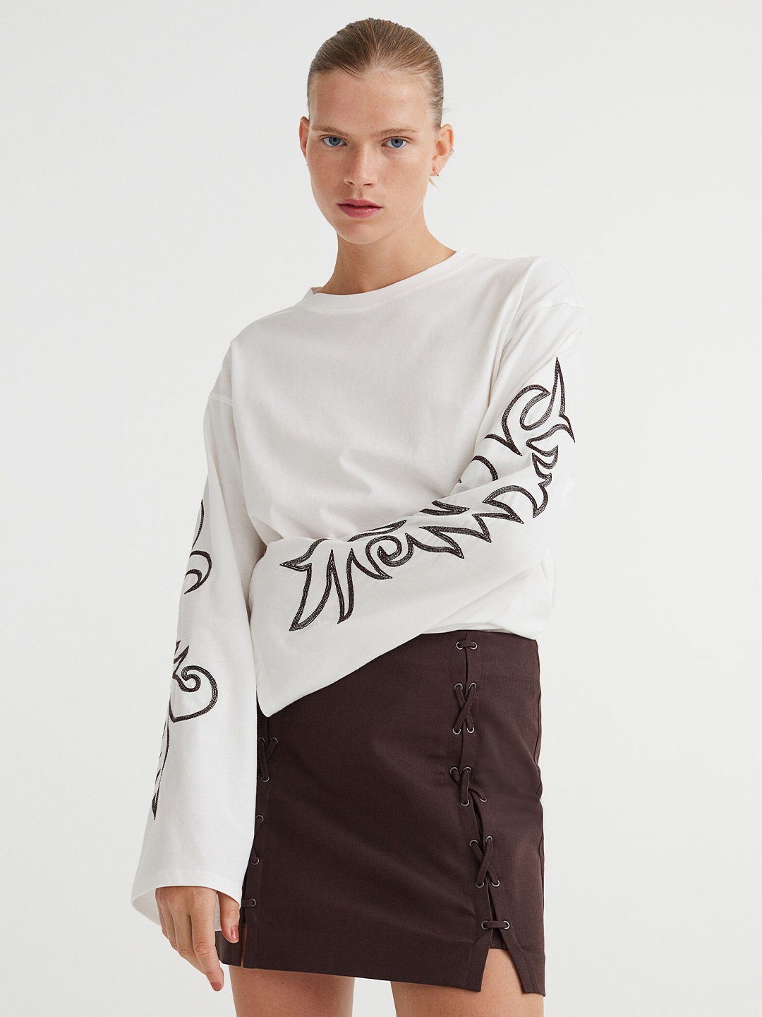 

H&M Woman Embroidered long-sleeved top, Multi