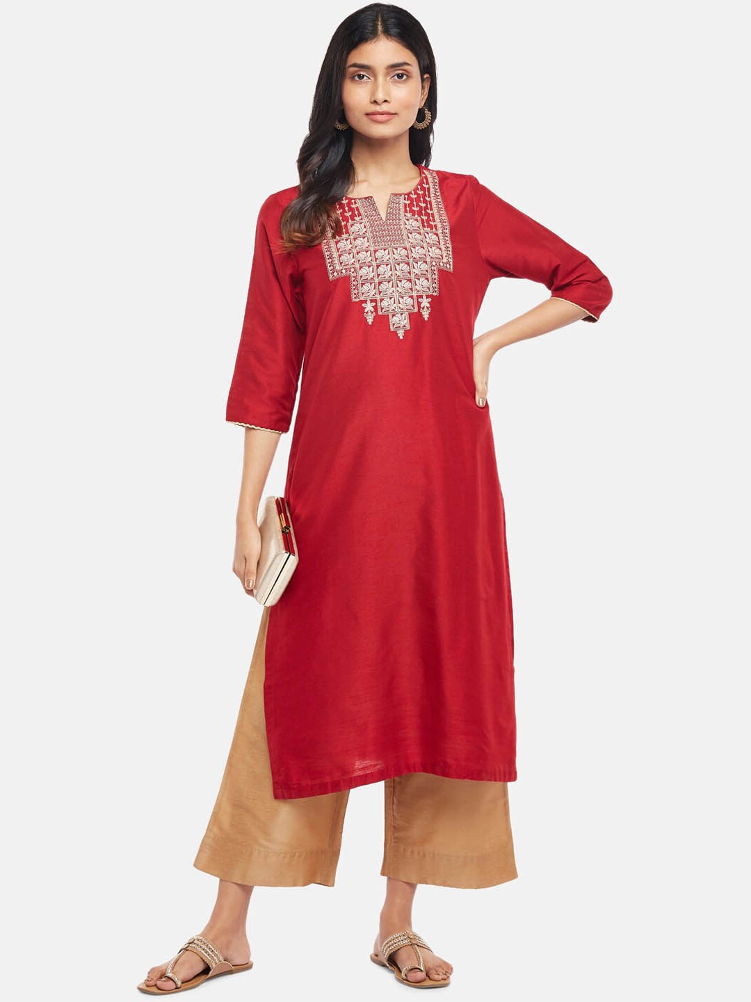 

RANGMANCH BY PANTALOONS Women Red Floral Embroidered Kurta