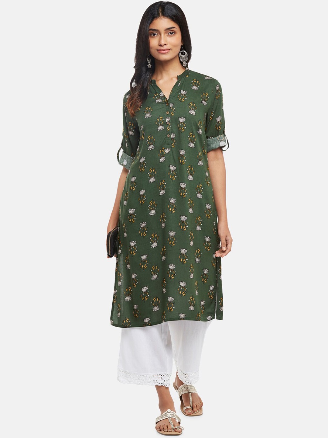 

RANGMANCH BY PANTALOONS Women Green & White Floral Printed Thread Work Kurta