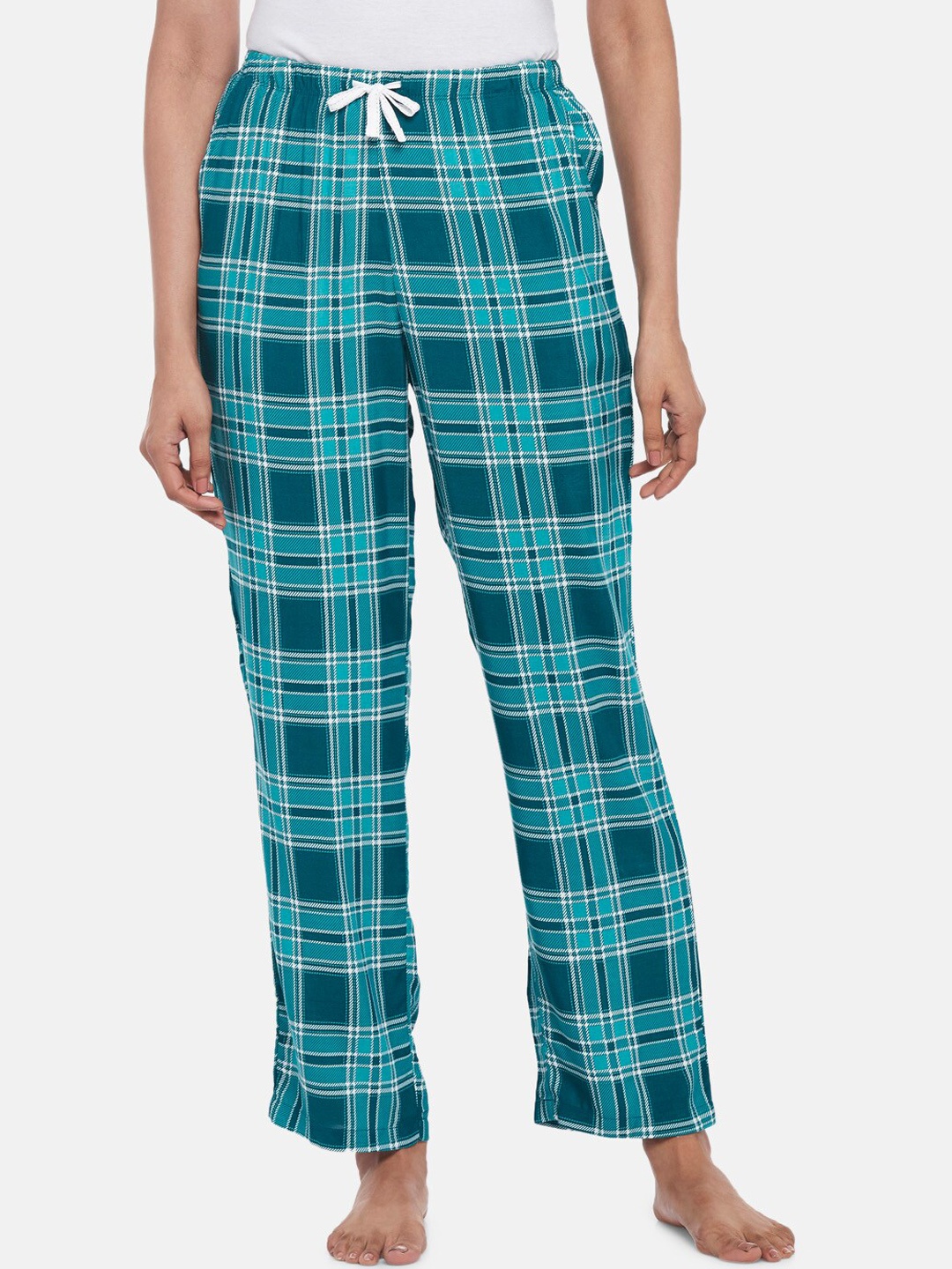 

Dreamz by Pantaloons Women Checked Pyjama, Green