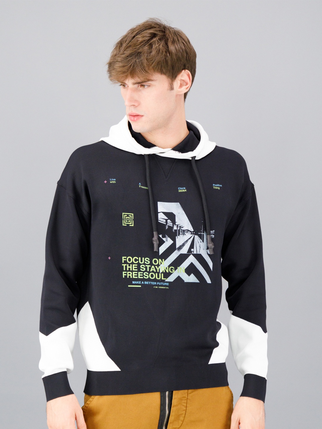 

FREESOUL Men Printed Hooded Sweatshirt, Black