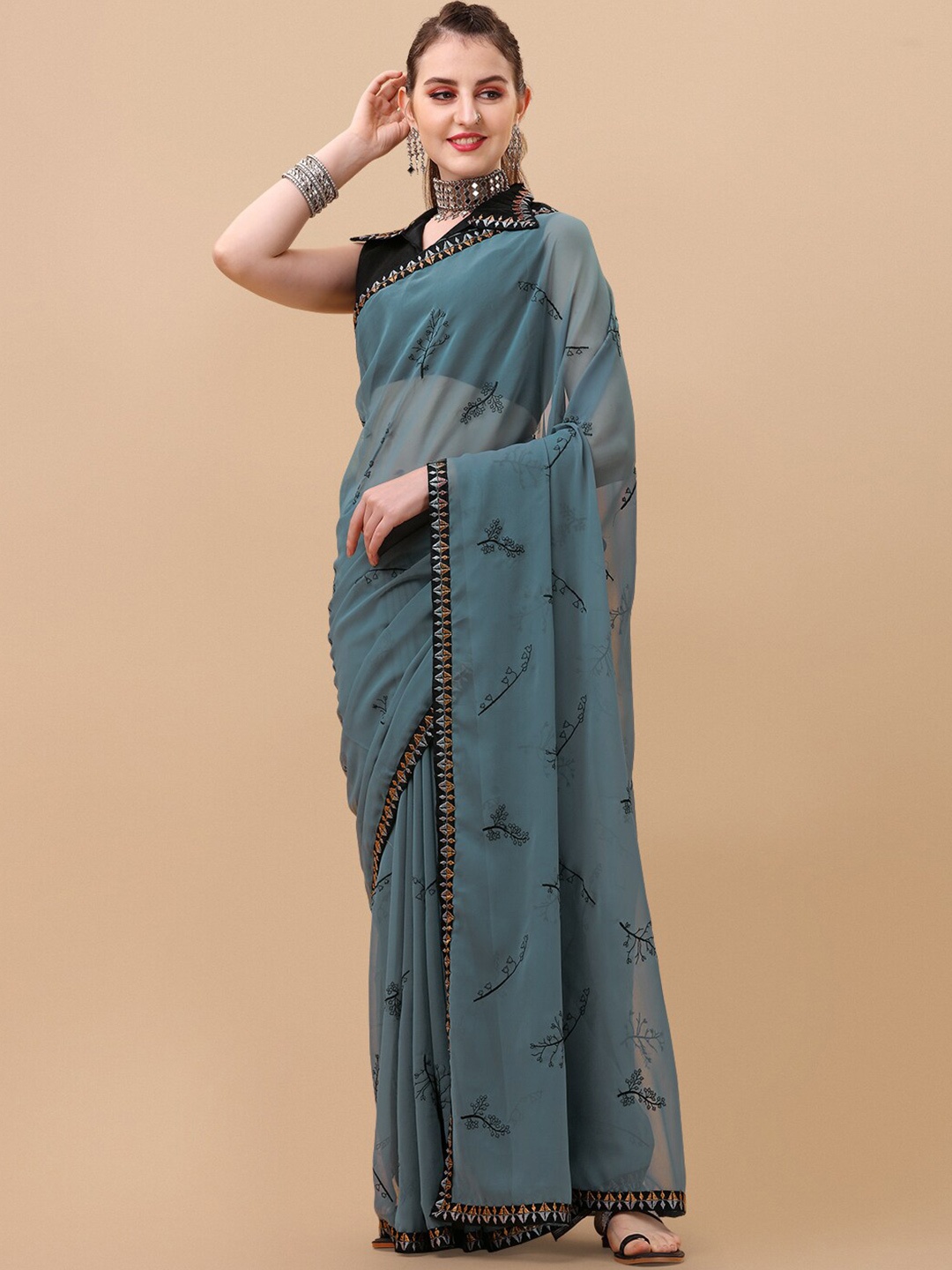 

Sangria Women Grey Sarees