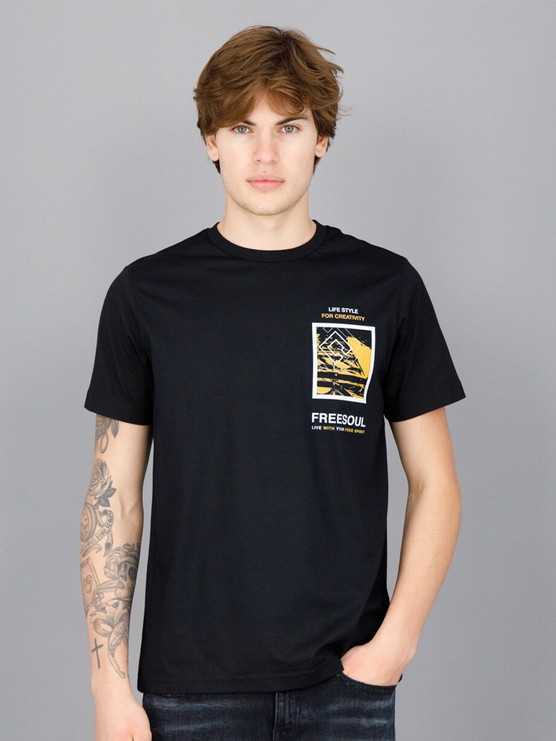 

FREESOUL Men Graphic Printed Pure Cotton T-shirt, Black