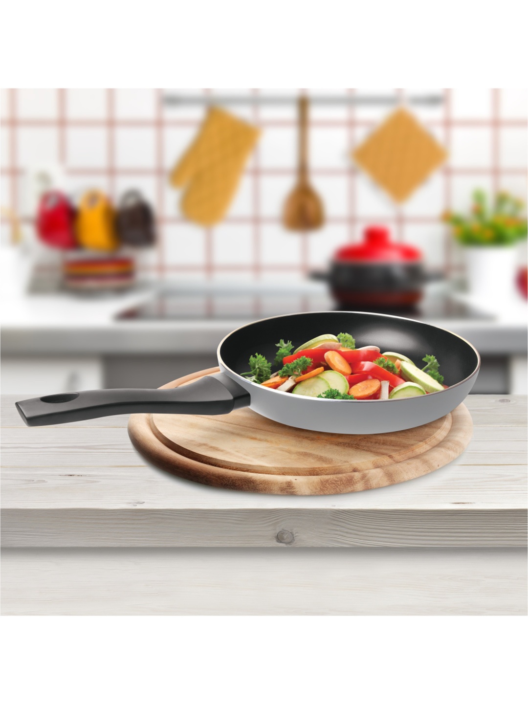 

Milton Black Pro Cook Induction Fry Pan 26 cm 2.2 Litre, Grey