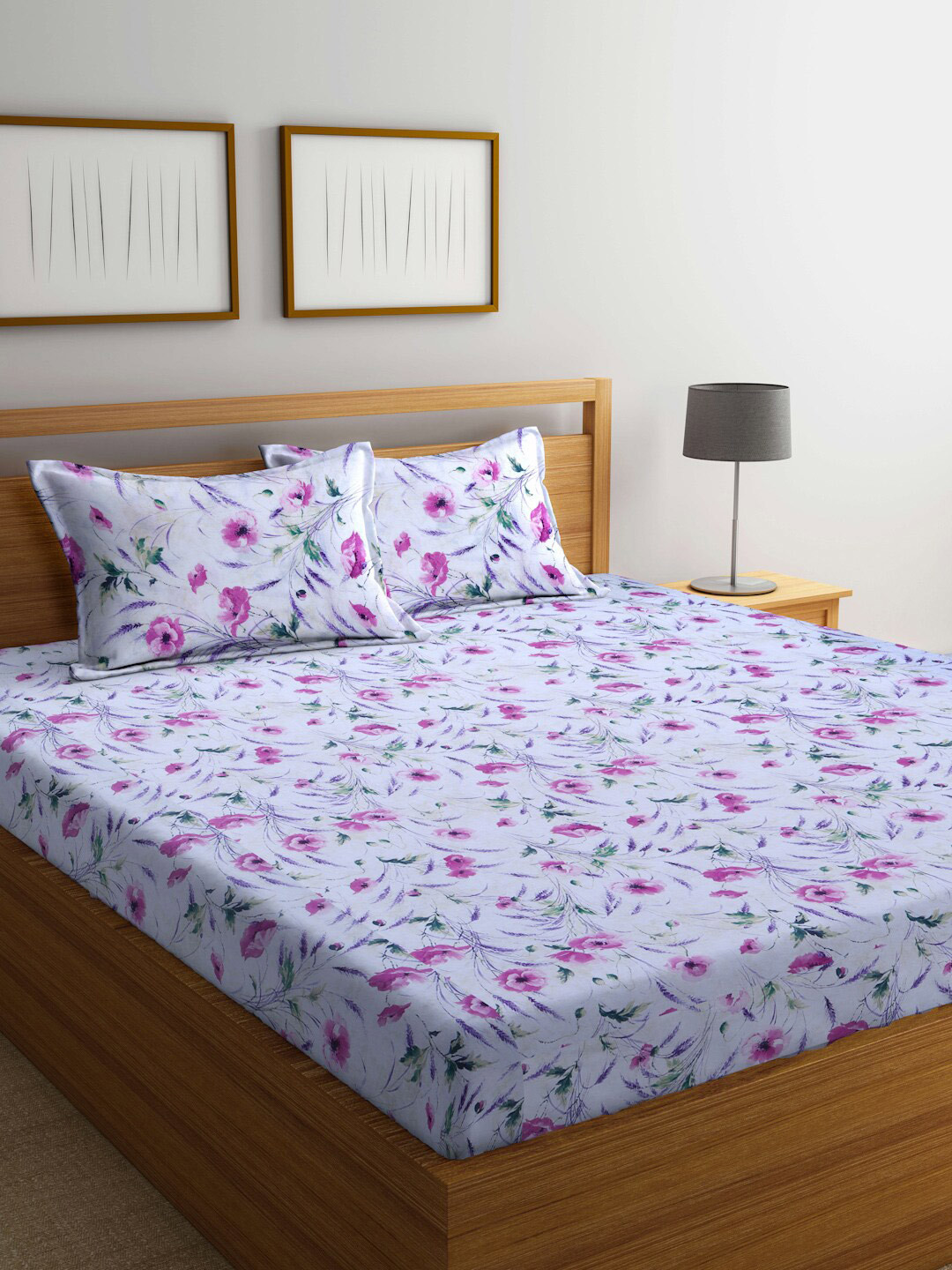 

BOMBAY DYEING Violet & White Floral Cotton 144 TC Queen Bedsheet with 2 Pillow Covers