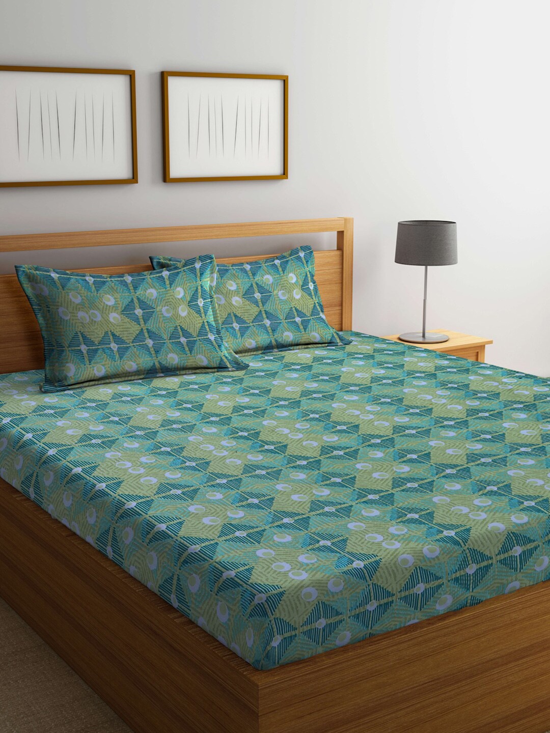 

BOMBAY DYEING Geometric 100 TC Cotton Queen Bedsheet with 2 Pillow Covers, Blue