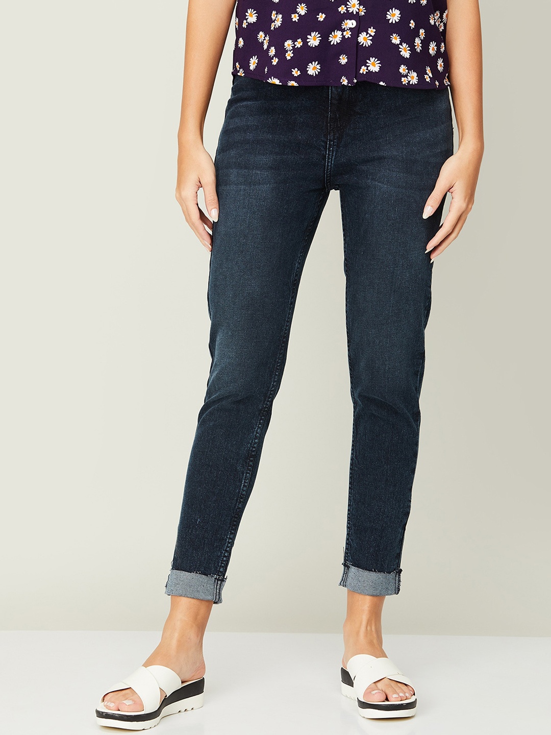 

Fame Forever by Lifestyle Women Blue Skinny Fit Mildly Distressed Light Fade Jeans