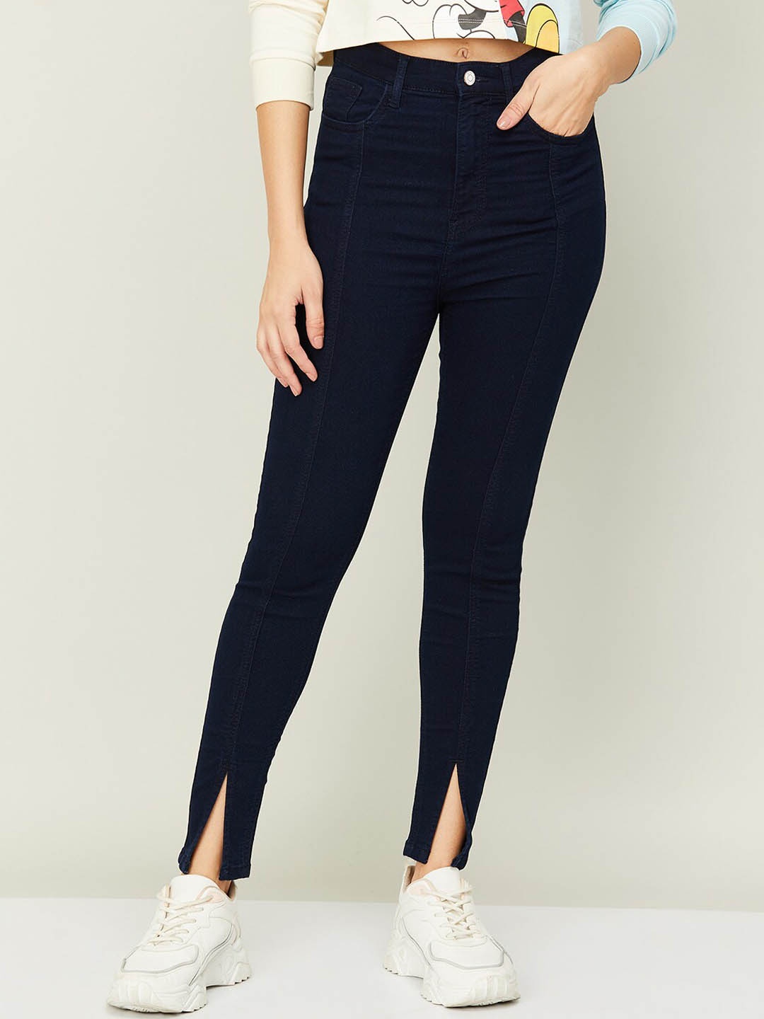 

Ginger by Lifestyle Women Skinny Fit Low Distress Jeans, Black
