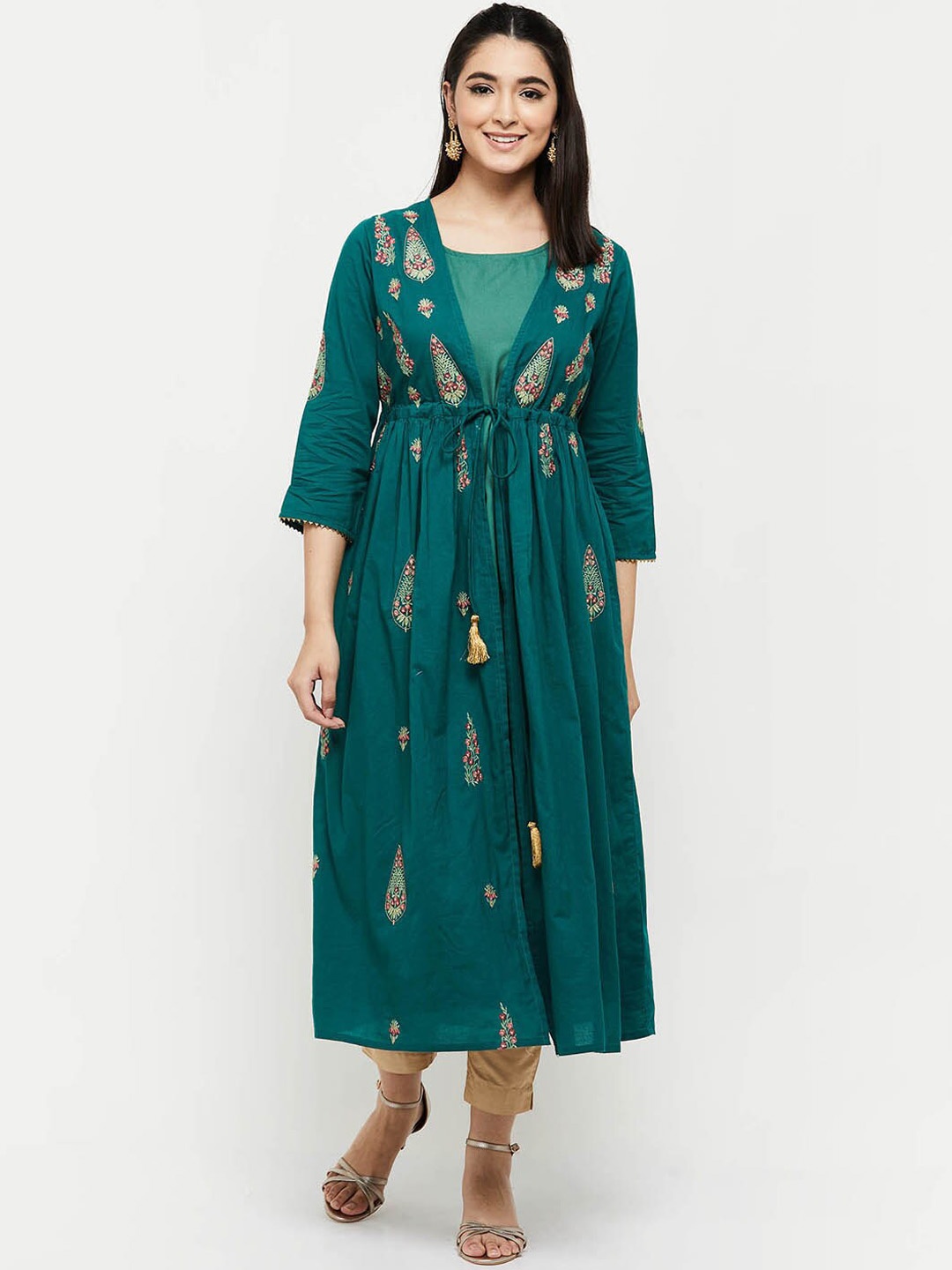 

max Women Green Floral Embroidered Thread Work Anarkali Kurta