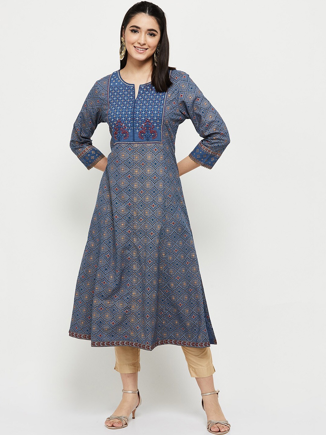 

max Women Blue Ethnic Motifs Printed Thread Work Kurta