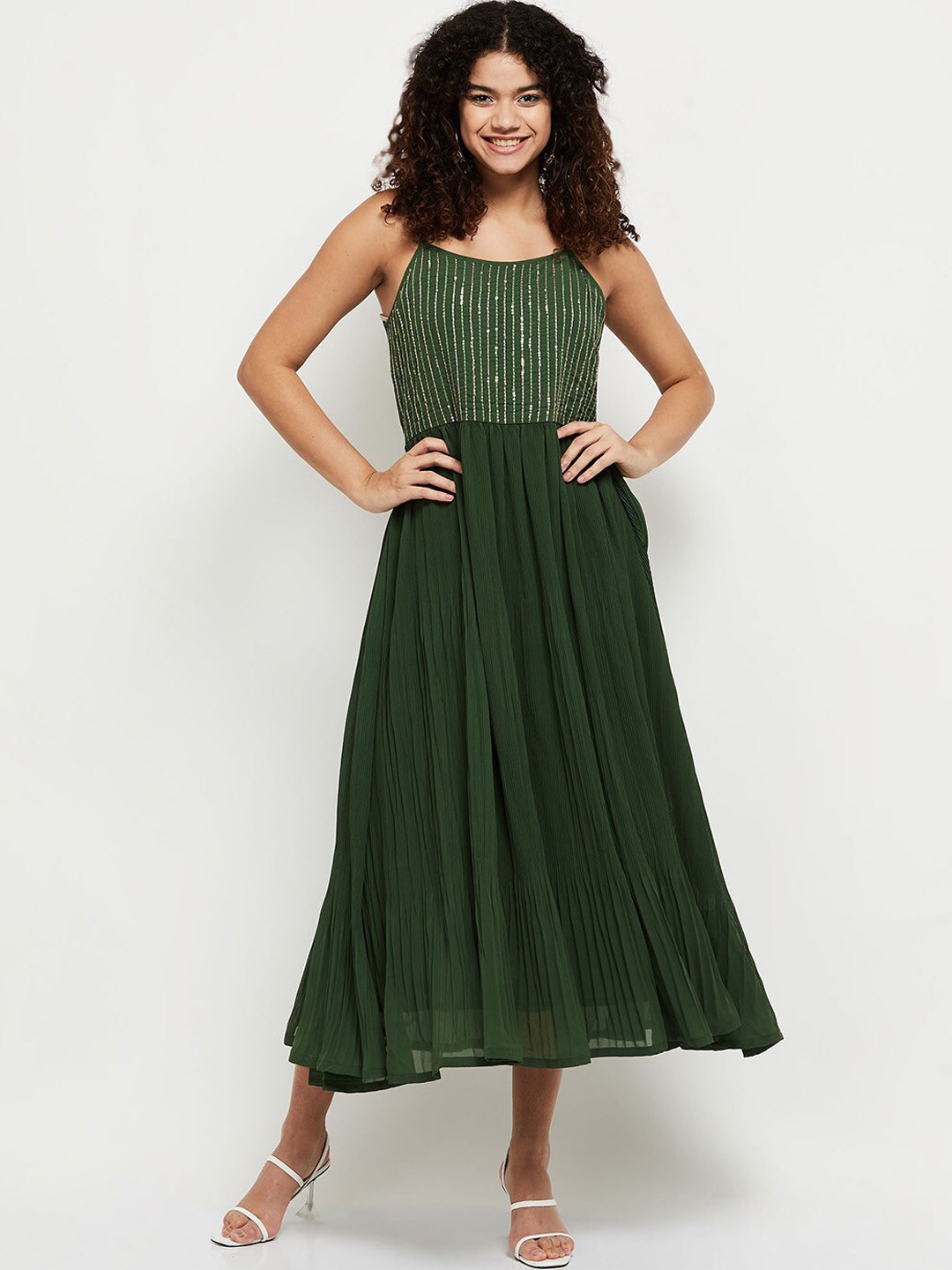 

max Women Solid Maxi Ethnic Dress, Green