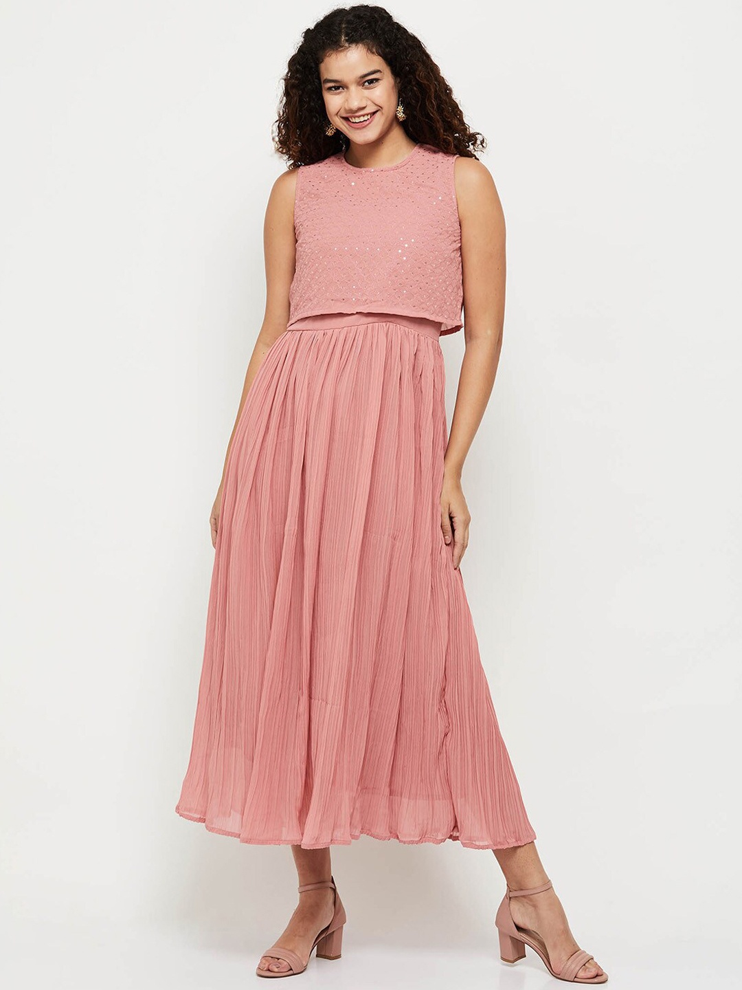 

max Women Peach Colored Self Design Ethnic Dresses