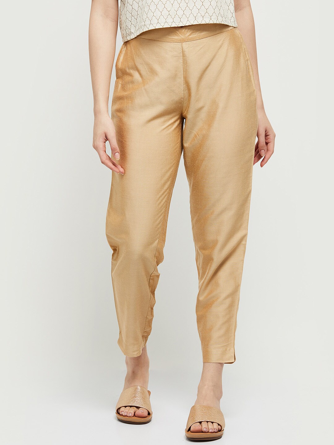 

max Women Gold-Toned Loose Fit Easy Wash Trousers