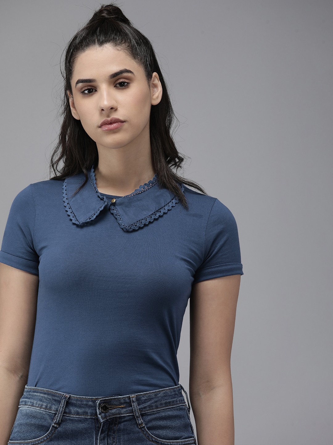 

The Roadster Lifestyle Co. Regular Top with Detachable Crochet Collar, Navy blue