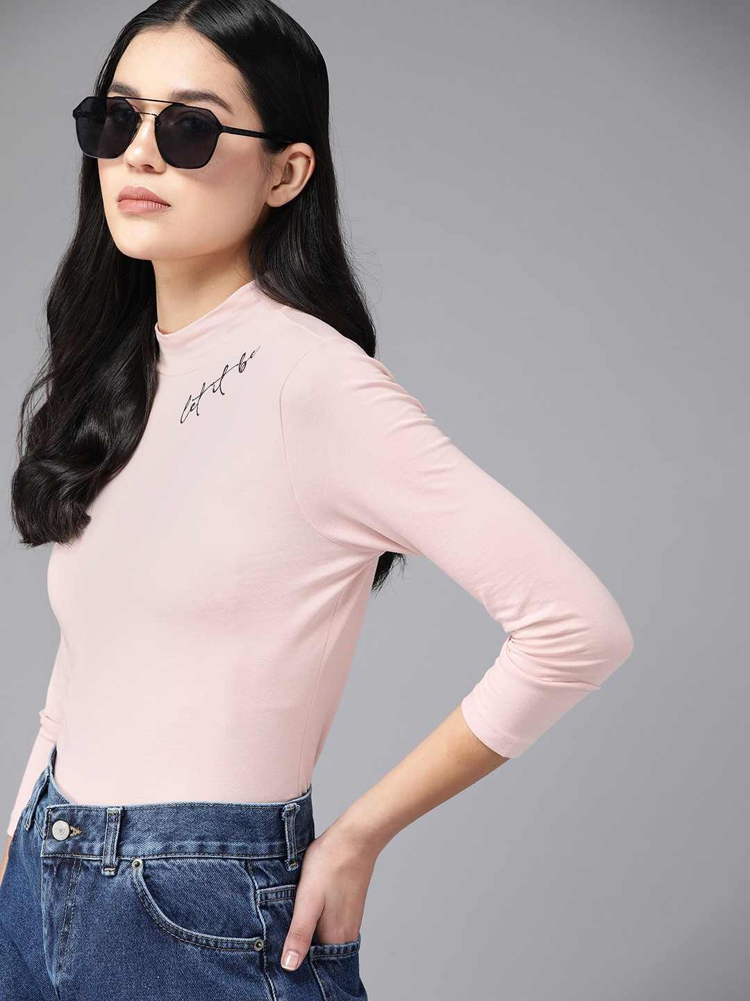 

The Roadster Lifestyle Co. Applique Detail High Neck Top, Pink