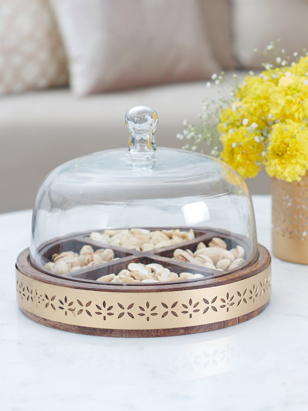 

HomeTown Gold-Toned Textured Serving Bowl