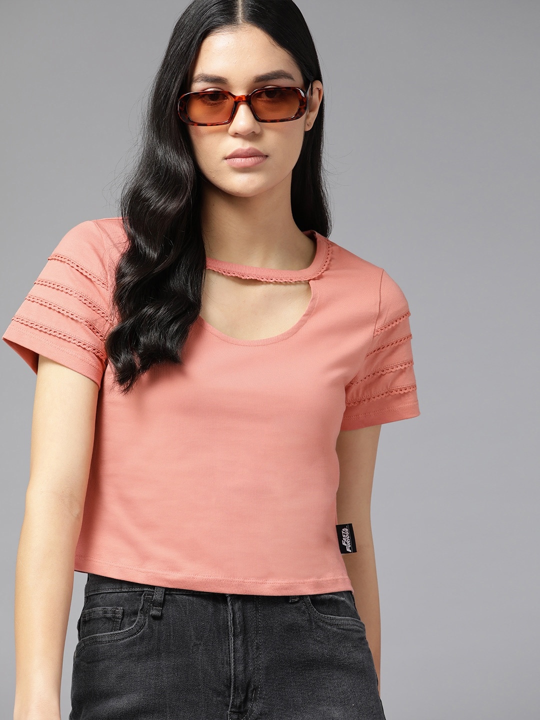 

The Roadster Lifestyle Co. Cut Out & Lace Detail Crop Top, Coral