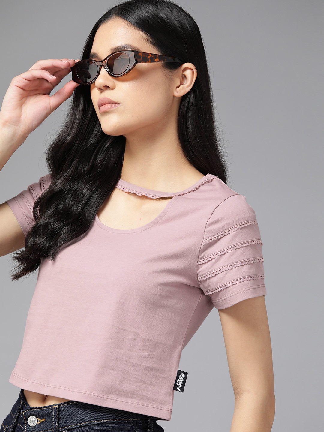 

The Roadster Lifestyle Co. Cut Out & Lace Detail Top, Mauve