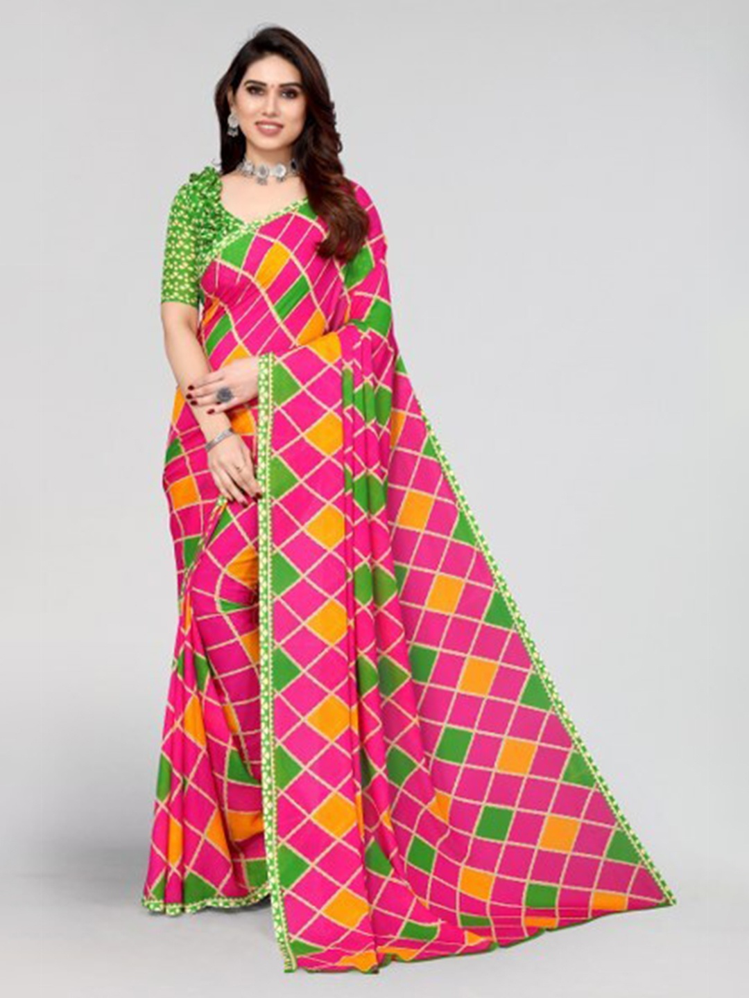 

Yashika Pink & Green Printed Saree With Unstiched Blouse