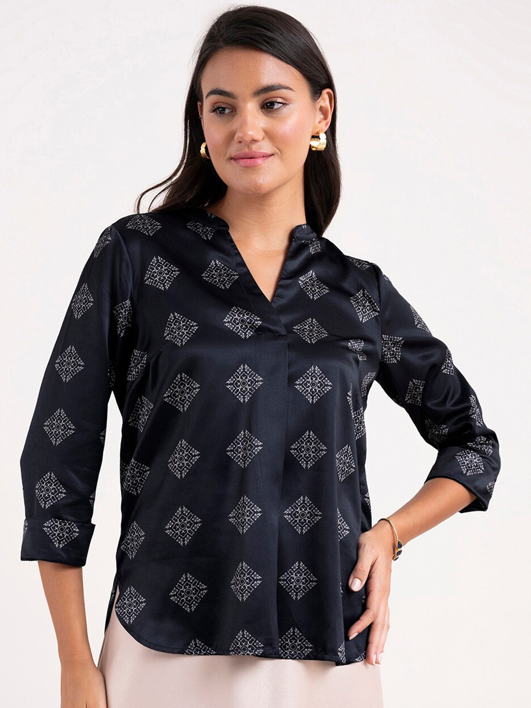 

FableStreet Print Mandarin Collar Satin Top, Black