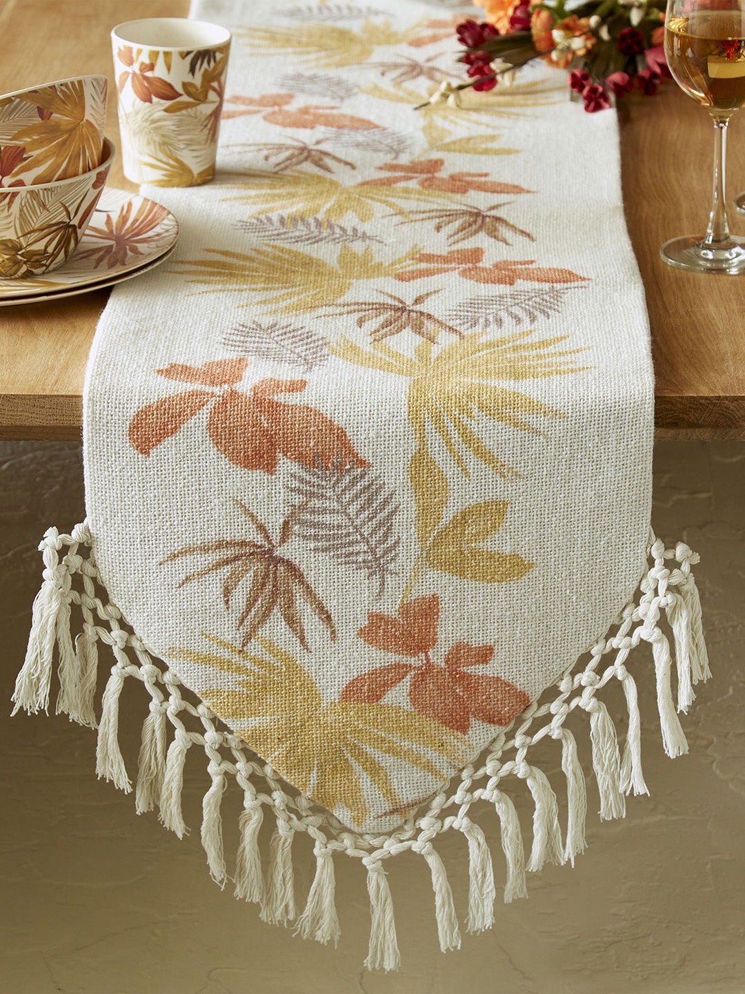 

Home Centre Floral Printed Cotton Runners, White