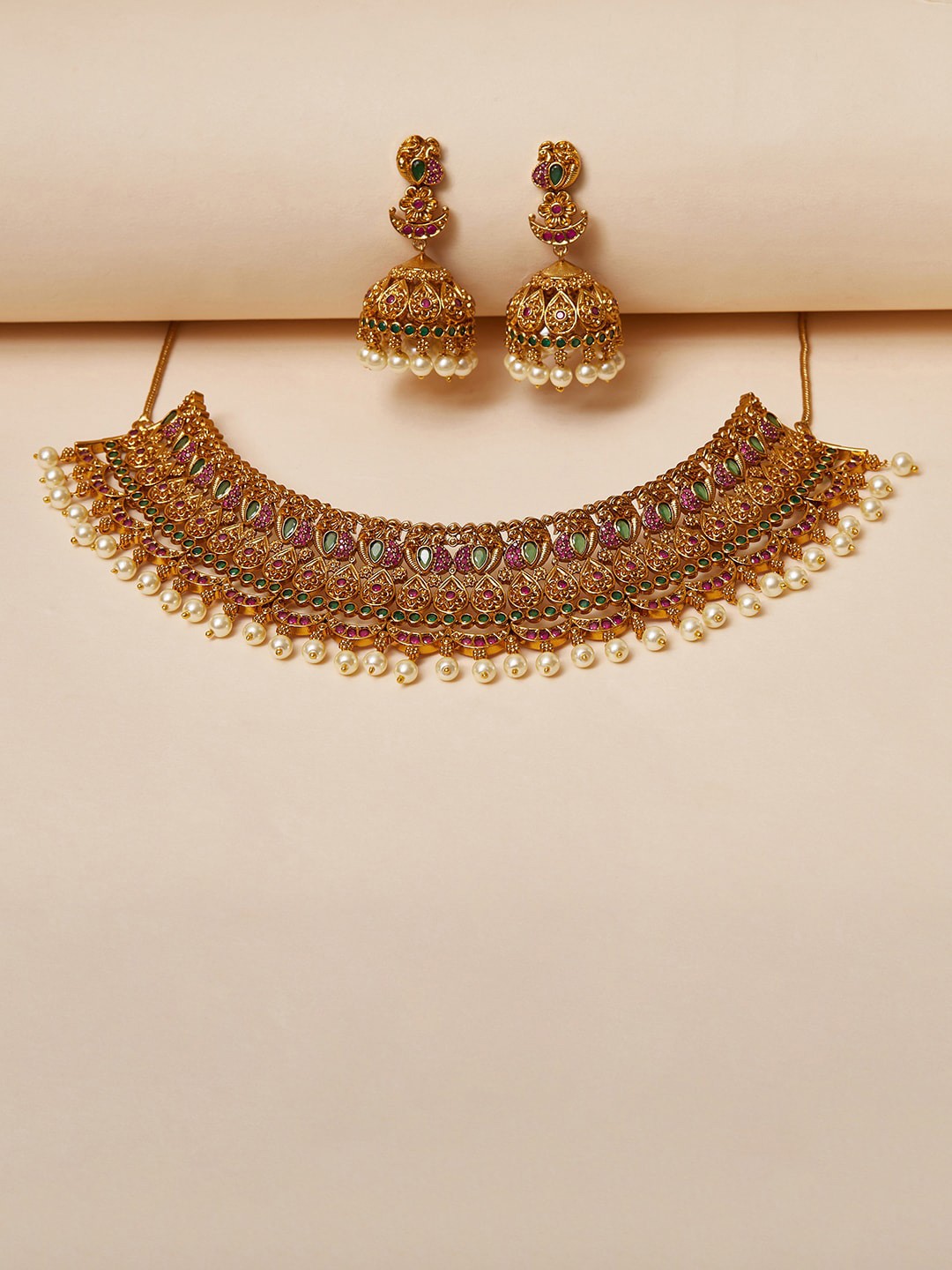 

Voylla Gold-Toned Pearl-Studded Jewellery Set